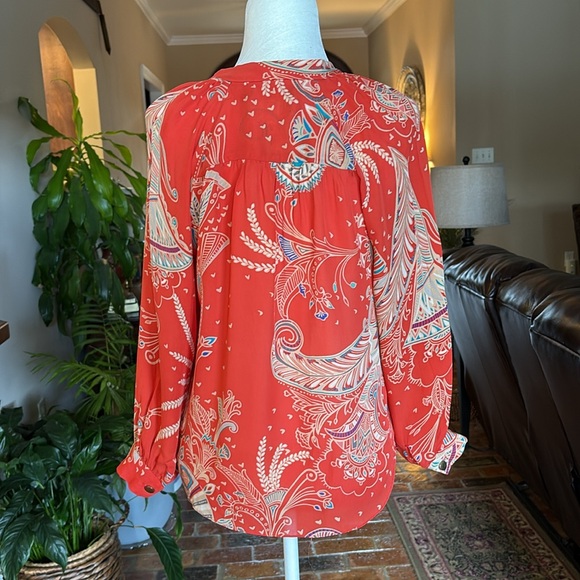 Alice & Trixie Silk Southwestern print top size M - Picture 5 of 9